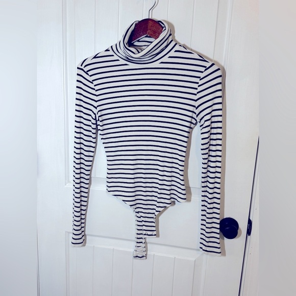 Women's Chloe Striped Rib Body Suit - Picture 3 of 7